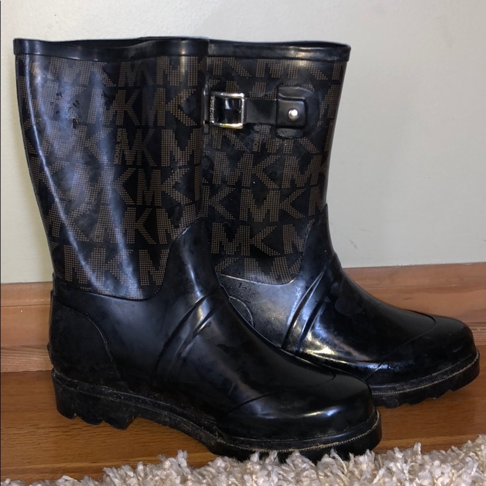 Black MK boots